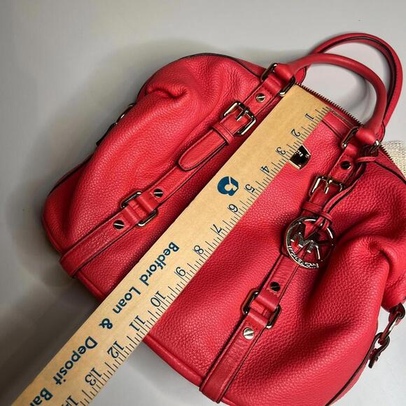 Michael Kors Pink Leather Satchel Crossbody Bag with Gold Hardware – MK Charm - Picture 11 of 12